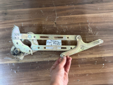 RENAULT 9 SAĞ ARKA KAPI CAM KRİKOSU MANUEL ORJINAL
