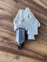 BMW G30 G31 520 530 KAPI CAM MOTORU ÇIKMA ORJİNAL 61355A5C893