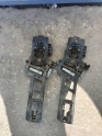 FORD FİESTA ÇIKMA ORJİNAL SAĞ DIŞ KAPI İÇ MEKANİZMA BRAKETİ