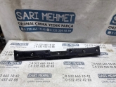 ÇIKMA FORD FOCUS 1 ARKA PANEL ÜST PLASTİĞİ