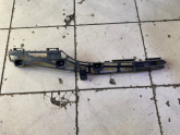 OPEL İNSİGNİA A MAKYAJLI SOL ARKA TAMPON ORTA BRAKETİ 22793771