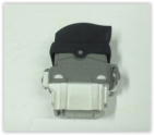 8200315024  ARKA CAM AÇMA DÜĞMESİ MEGANE II