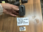PEUGEOT 306 SAĞ ÖN KAPI CAM DÜĞMESİ ORJİNAL ÇIKMA