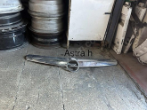 Astra h ön panjur çıtası üst çıkma orjinal