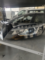 AUDİ Q7 SOL ÖN FAR LEDLİ XENON HATASIZ BEYİNİ ÜZERİNDE