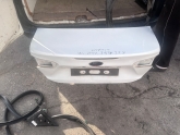 Ford Focus bagaj kapağı