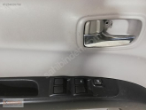 Oto Çıkma Parça / Mekanik / Kapı Döşemesi / Mitsubishi / L200 / Çıkma Parça 
