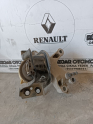 112103095R Clio4 motor takozu