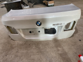 BMM 5 SERİSİ 520i bagaj kapagı
