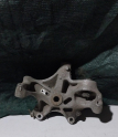 8W0505460F 15-20 audi a4 sağ arka taşıyıcı