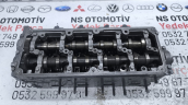 03L103373A 1.6 TDI CAY DOLU SİLİNDİR KAPAĞI ÇIKMA
