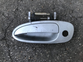 Toyota Avensis Sol Ön Kapı Kolu Dış 1998-2002