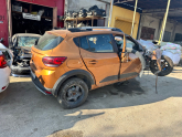 Oto Çıkma Parça / Kaporta & Karoser / Kapı / Dacia / Sandero / Çıkma Parça 