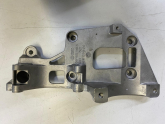 VOLKSWAGEN GOLF 5 KLİMA KOMPRESÖR BRAKETİ 06F903143F