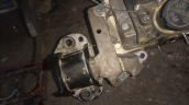 Renault Twingo 1.2 motor üst kulağı braket yedek parça