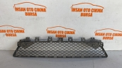 Mercedes Benz C 2007-14 W204 Ön Tampon Orta Izgarası A2048850853