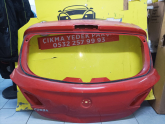 OPEL CORSA D BAGAJ KAPAĞI KIRMIZI ÇIKMA ORJİNAL YEDEK PARÇA