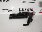 8R0805608 AUDI Q5 2009-13 SAĞ FAR BRAKETI
