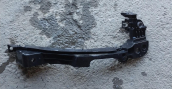 5K0807890 orj vw golf6 sağ far alt braketi