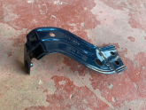 SEAT ATECA ÇAMURLUK BRAKET 575821431