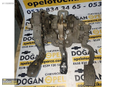 Opel Corsa D Çıkma Manuel Pedal Takımı
