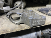 OPEL ASTRA J İNSİGNİA MOKKA TRAX AKS BRAKETİ 1.6 13250881