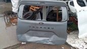 2024 Ford Courier arka bagaj kapağı