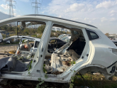 NİSSAN QASHQAİ ÇIKMA KASA KUPA.  CAM TAVAN ARKA  SEDEFLİ BEYAZ