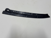 3GO807125A Passat B8 R Line Sol arka Difüzör Braketi