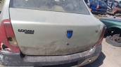 Dacia Logan bagaj ufak hasarli yedek parça