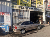 ÖZMEN OPEL ASTRA F ÇIKMA ŞAMANDIRA