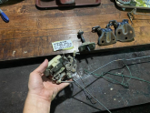 Oto Çıkma Parça / Mekanik / Kapı Menteşesi / Mitsubishi / L200 / Çıkma Parça 