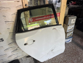 Oto Çıkma Parça / Kaporta & Karoser / Kapı Camları / Volkswagen / Polo / Çıkma Parça 