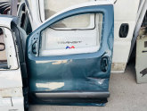 Fiat Fiorino sol ön kapı (az hasarlı)