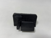 8200004389  ÖN CAM ALT TAKOZU F9Q TRAFFİC II 1.9