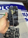 Oto Çıkma Parça / Mekanik / Kapı Kilidi / Opel / Insignia / Çıkma Parça 