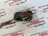 Oto Çıkma Parça / Mekanik / Kapı Kilidi / Chrysler / Neon / Çıkma Parça 