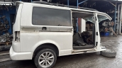 VW CARAVELLE SAĞ ARKA ÇAMURLUK KESME OTO FEDAİ