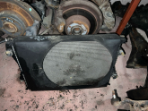 BMW E39 525 tds M51 RADYATÖR DAVLUMBAZI RADYATÖR ORJİNAL 2246009