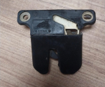 8D5827505D orj audi a4 a5 a6 arka bagaj kilidi