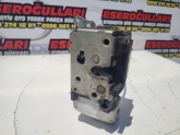 Oto Çıkma Parça / Mekanik / Kapı Kilidi / Renault / Kangoo / Çıkma Parça 