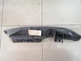 3B0821112B SKODA SUPERB SAĞ ÖN ÇAMURLUK KİLİTLEME PARÇASI