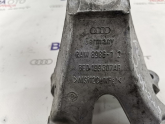Oto Çıkma Parça / Audi / A4 / Motor / Kulak / Çıkma Parça 