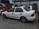 Hyundai Accent 1.5 GLS Zemin Halısı