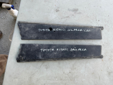 TOYOTA AVENSİS ARKA SAĞ SOL KAPI DİREK KAPLAMA 7570705010