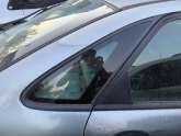 ÇIKMA RENAULT LAGUNA 1 SAĞ ARKA KELEBEK CAMI