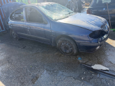 Renault megan 1 sağ ön kapı