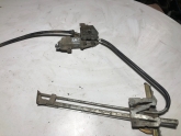Ford Taunus Sağ Ön Kapı Cam Krikosu