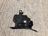 BMW 5 SERİ G30 RADAR SENSÖRÜ TUTUCU 6873401