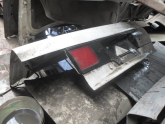 NİSSAN SUNNY BEYAZ BAGAJ KAPAK STOP ÜZERİNDE